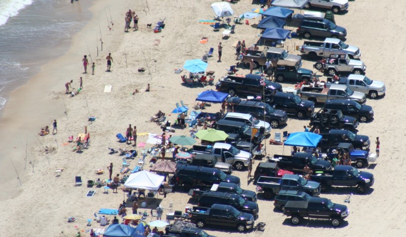 cape henlopen, stacked vehicles, too many cars on beach,