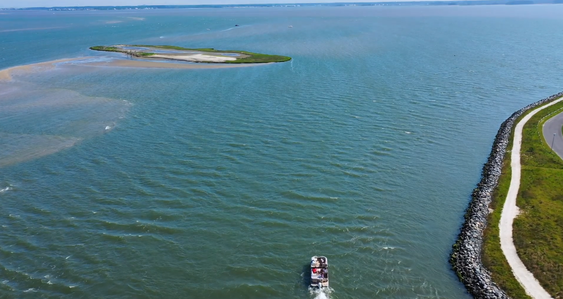 masseys sand bar pontoon boat 3