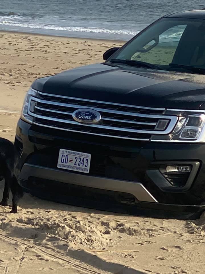 vehicle stuck on beach, delawarfe seashore state park, no surf tag