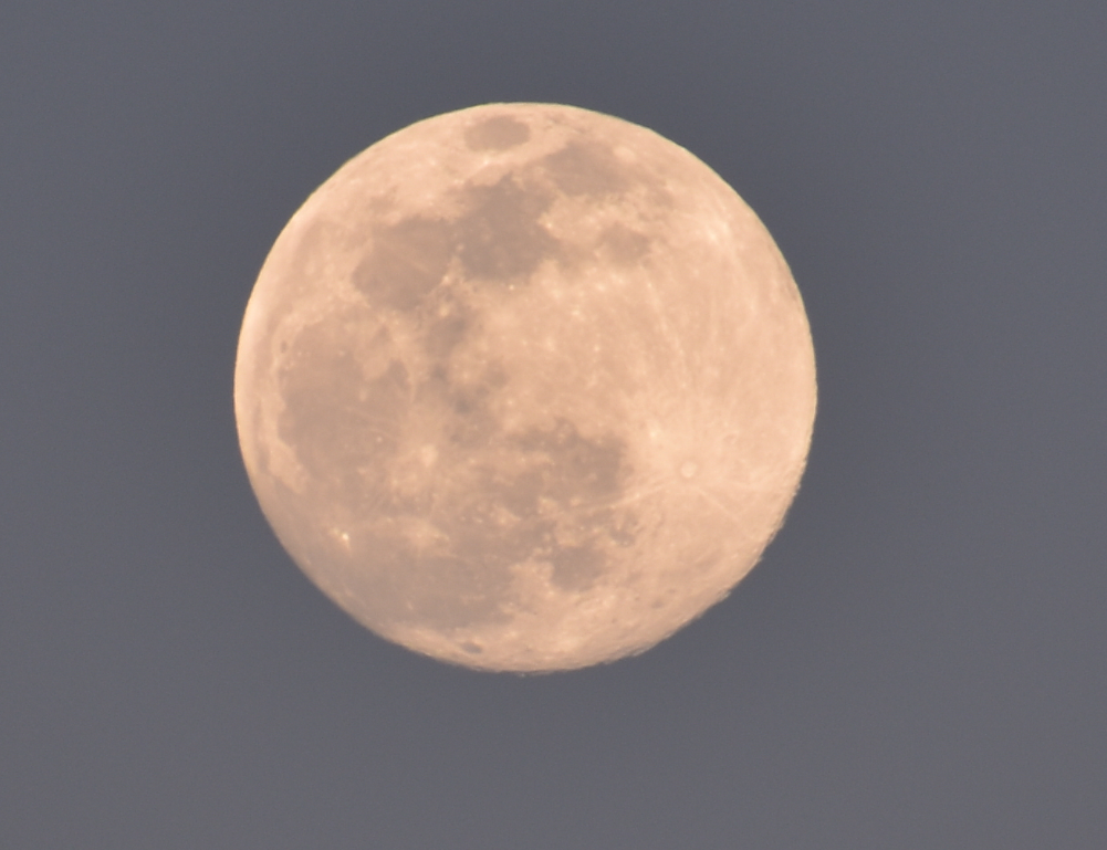 full worm moon, march moon, super moon, perigee moon