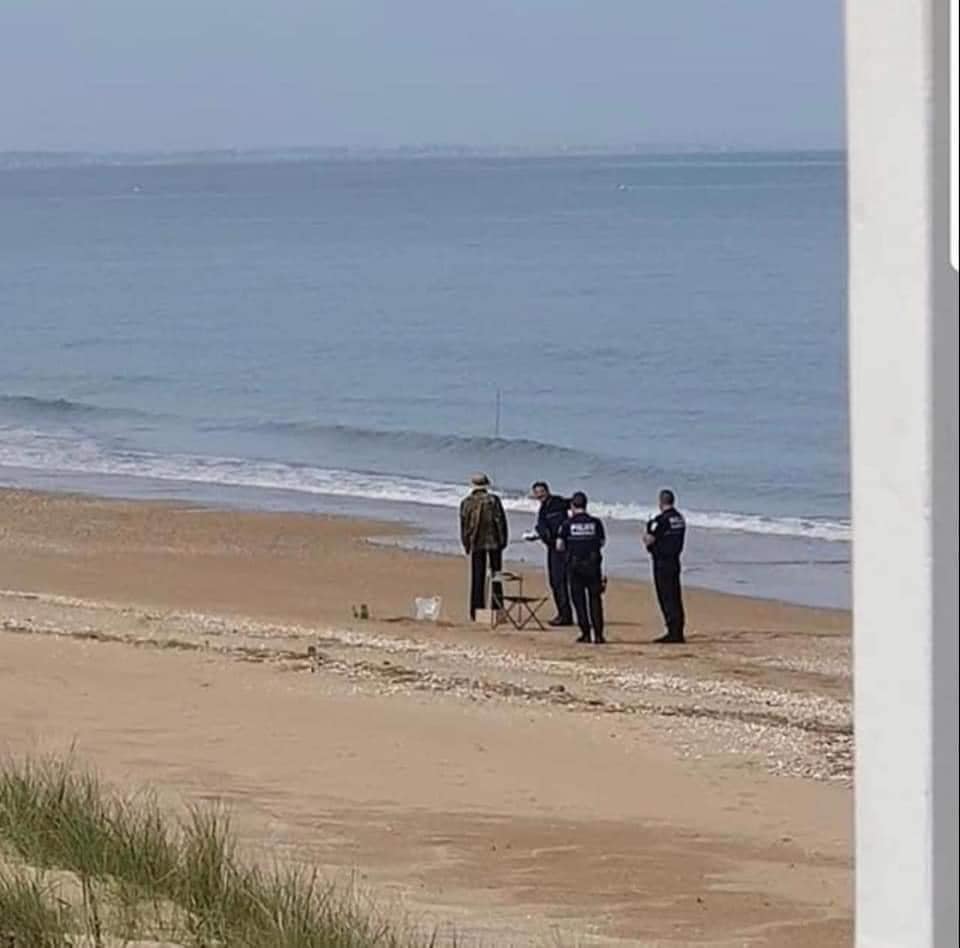  surf fishing dummy, coronavirus pranks, police pranks, australia