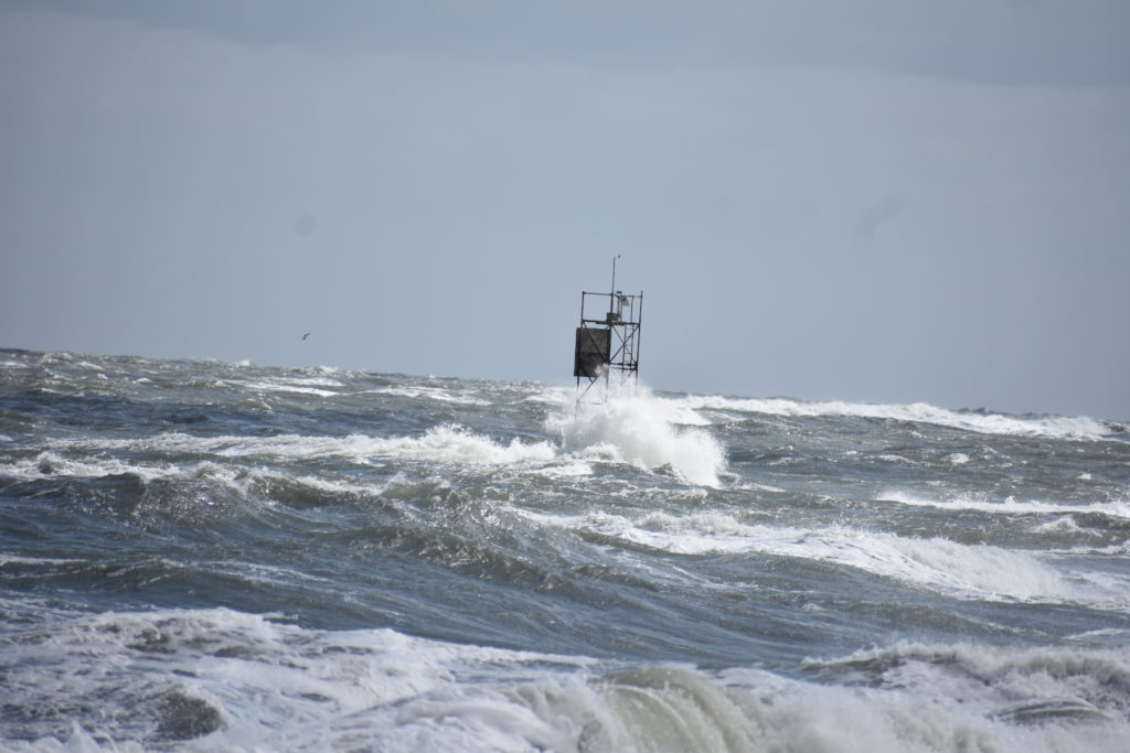 Delaware seashore state park, delaware surf fishing, indian river inlet, hurricane teddy storm surge, metal detecting, heavy surf, wave action, delmarva beaches, sussex county, southside beach
