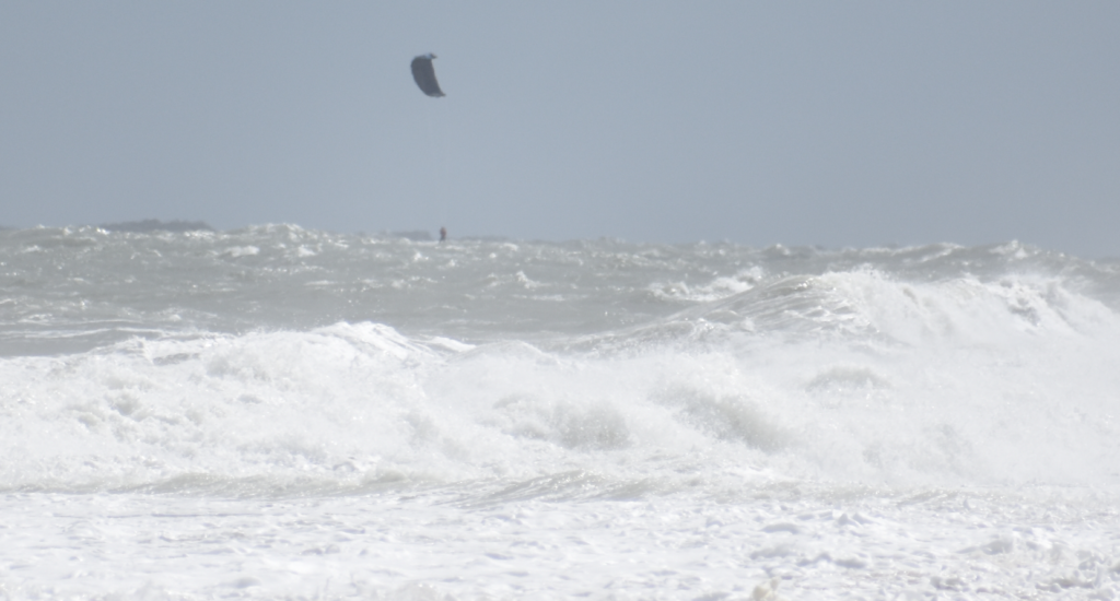 Rehoboth beach, hurricane teddy storm surge, kite boarder, huge waves, big surf, delaware surf fishing